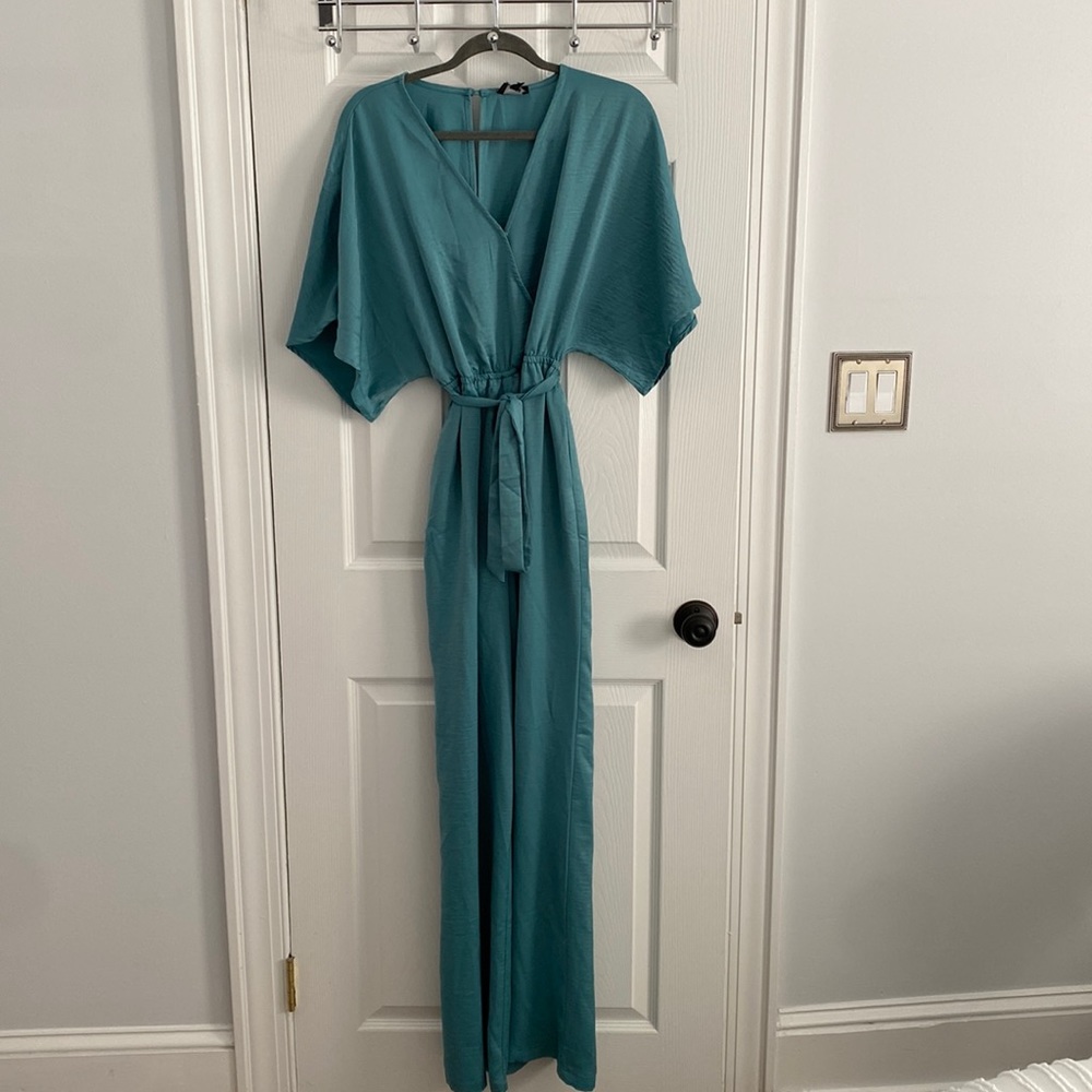 NWT Teal Jumpsuit with pockets
